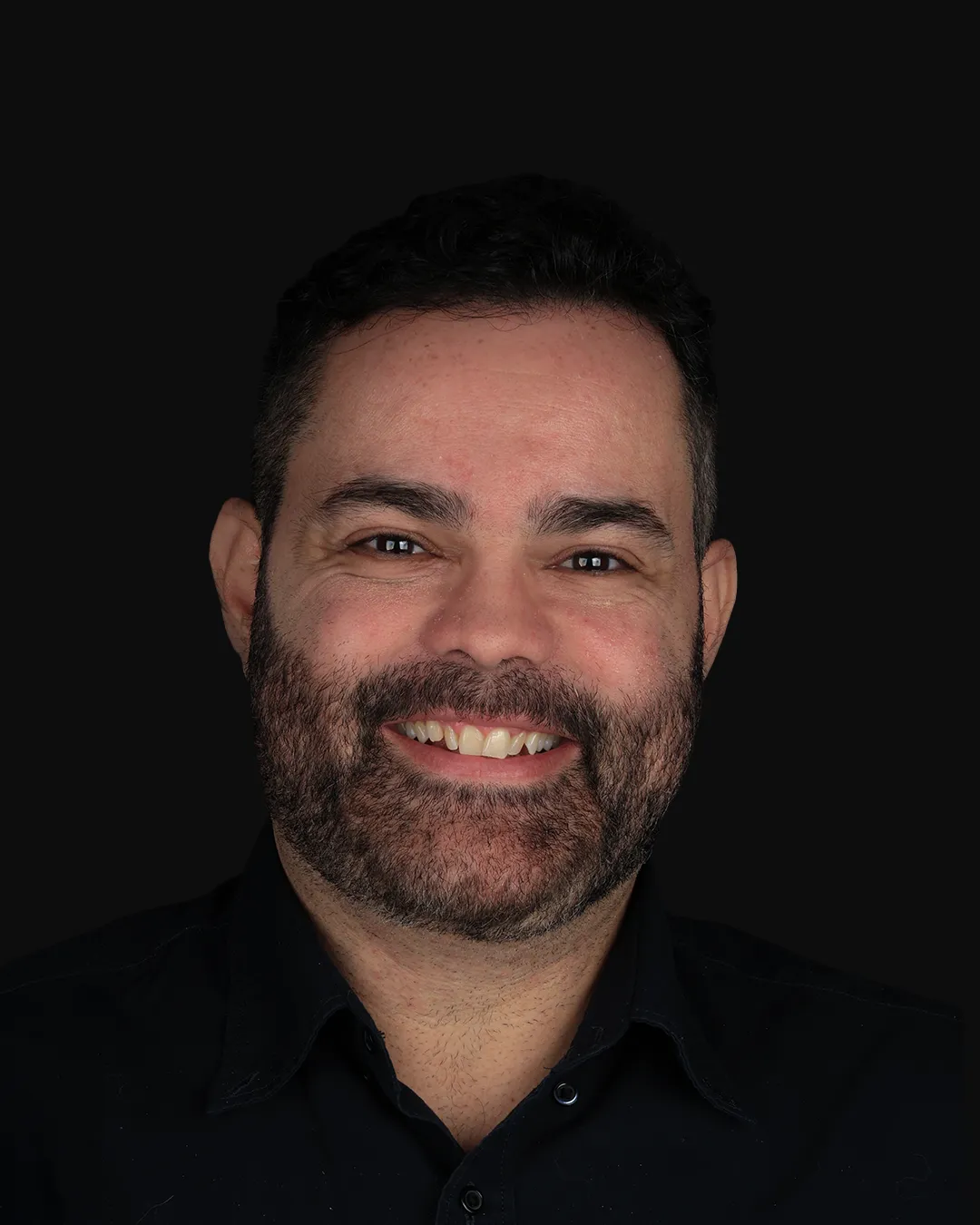 Antes: sorriso antes das lentes de contato dental — caso 2
