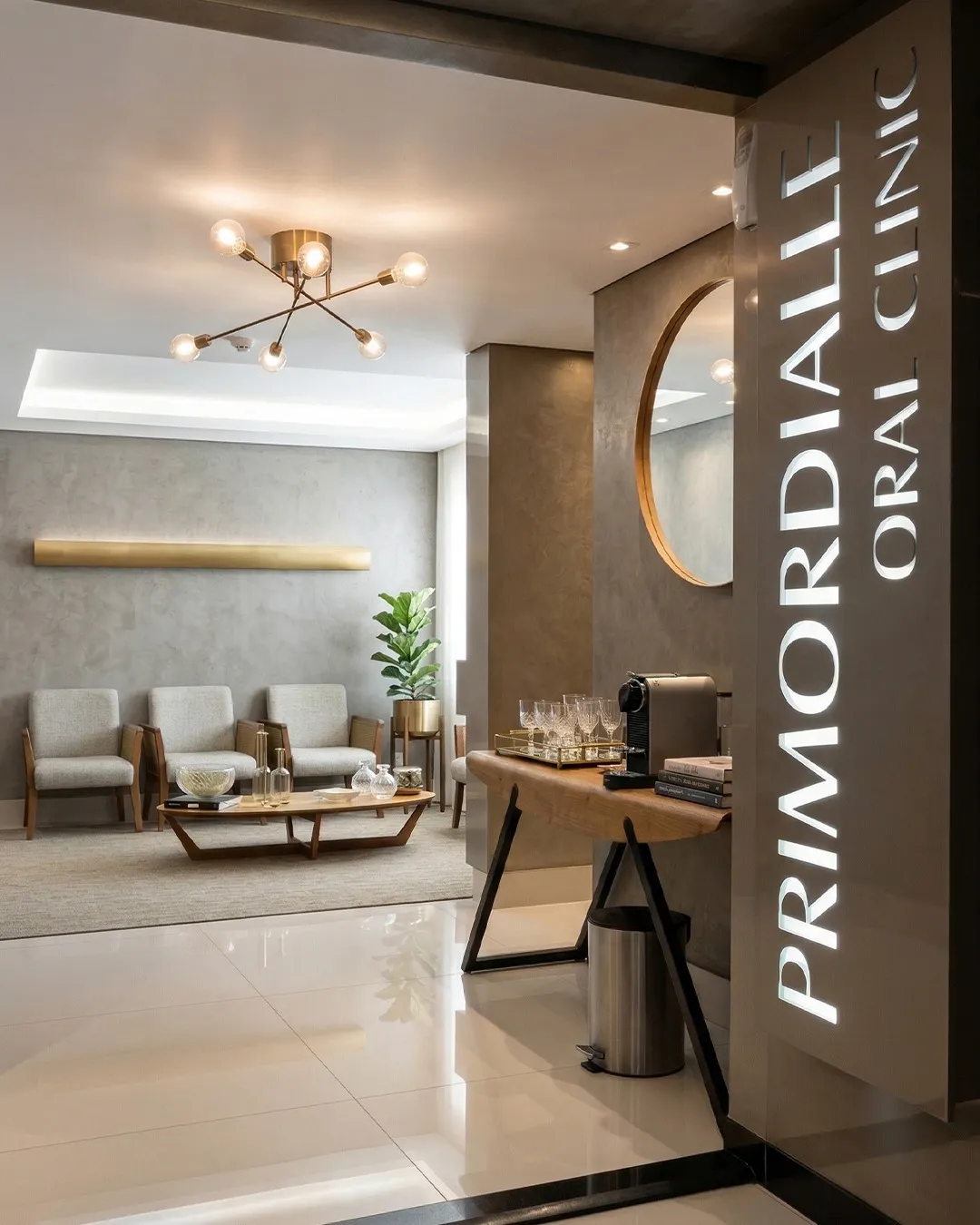 Recepção da Primordialle Oral Clinic no Setor Bueno, Goiânia